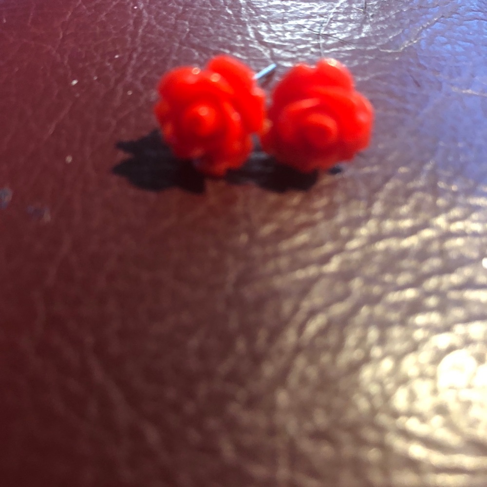 🌼🌼🌼Flower post earrings